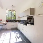 Villa Near The Lakeside *