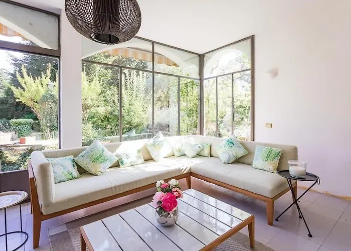 Near The Lakeside Lesa