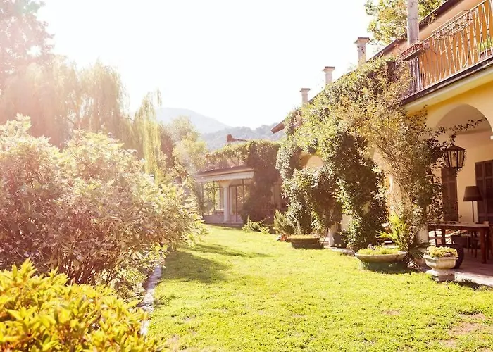 Near The Lakeside Lesa